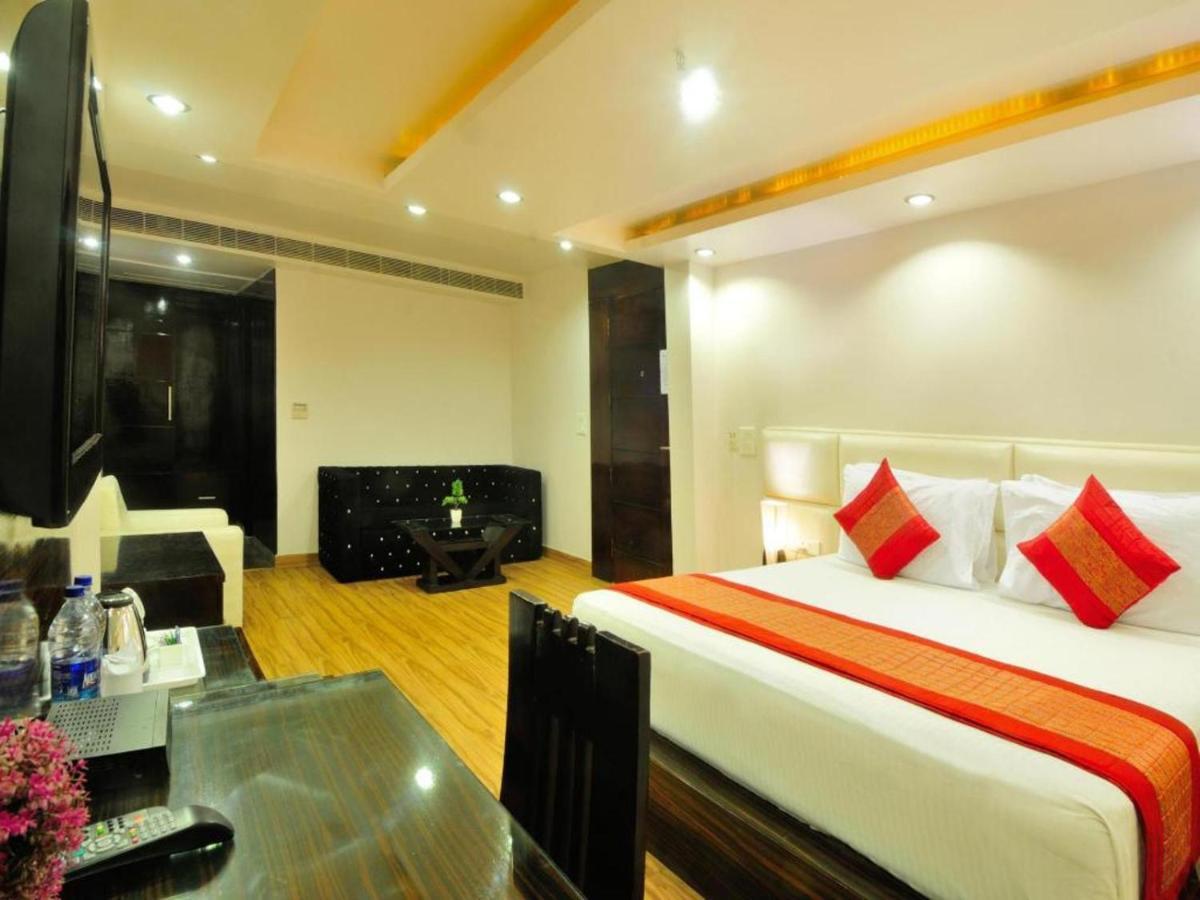 Hotel Elegance New Delhi Extérieur photo