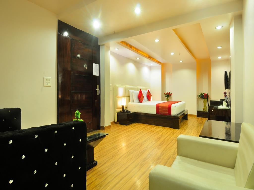 Hotel Elegance New Delhi Extérieur photo