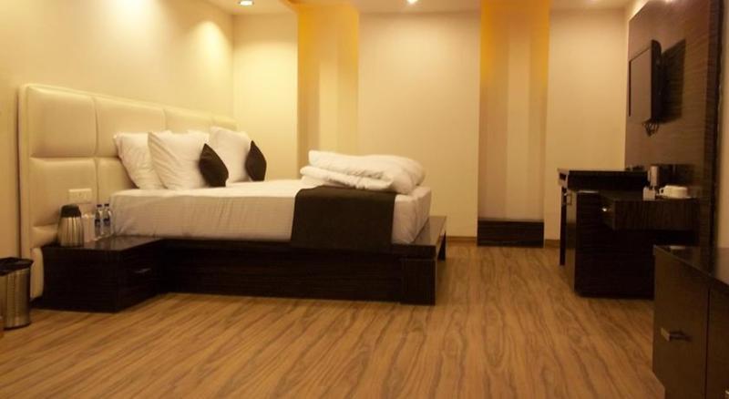 Hotel Elegance New Delhi Extérieur photo