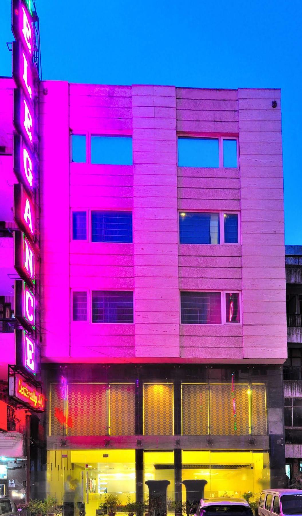 Hotel Elegance New Delhi Extérieur photo